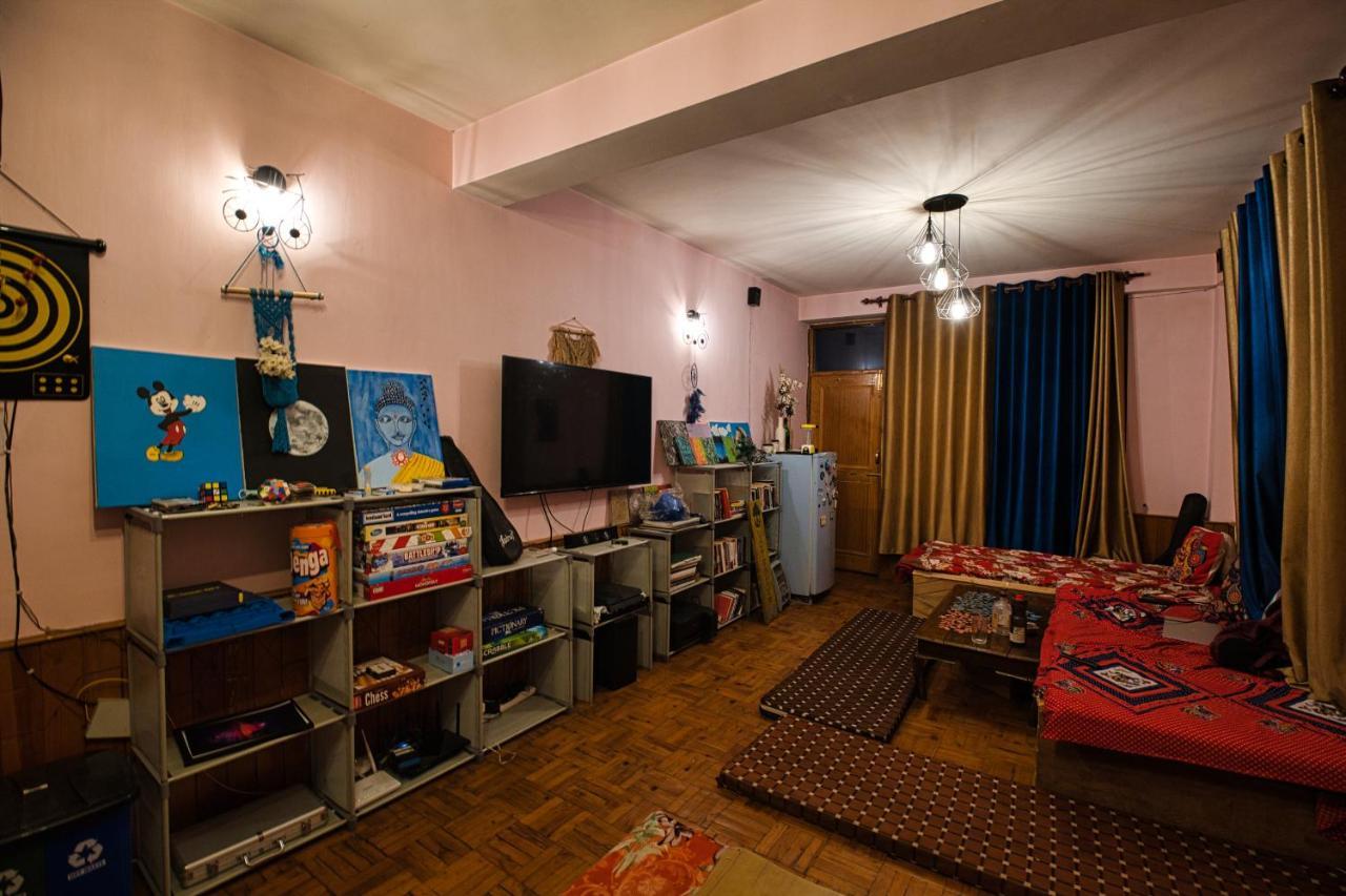 Albergue Voyageur Nest Manāli Exterior foto